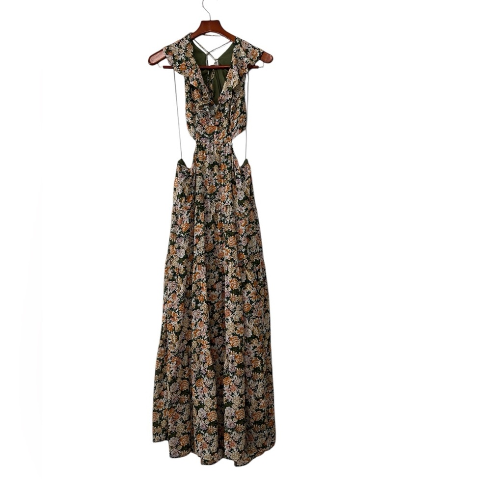 ASTR Floral Print Cutout Maxi Dress - Picture 5 of 17